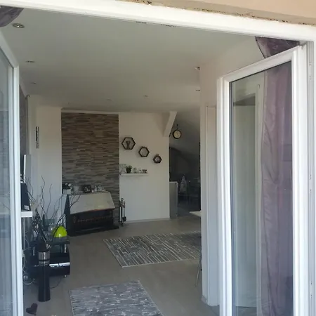 شقة Jejna *
